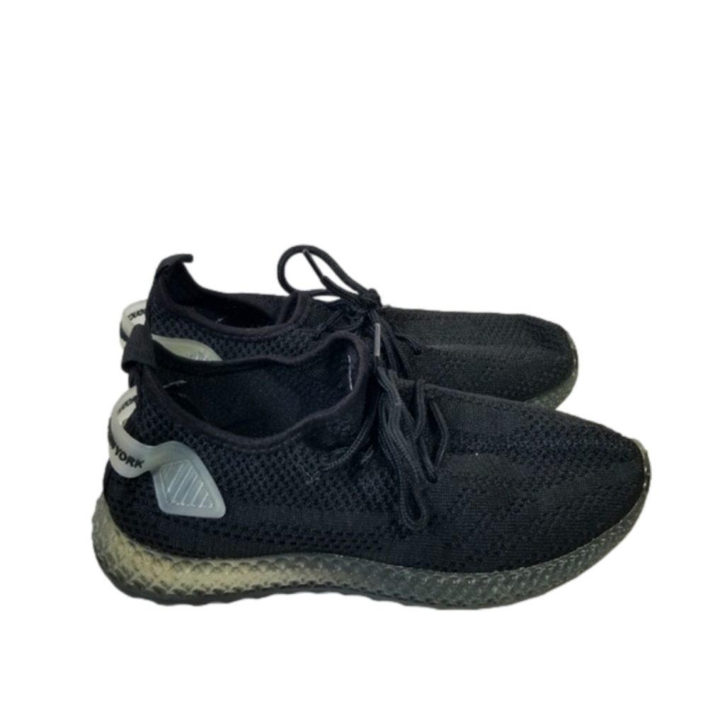Pony NYC Yasso Ladies Running Sneaker Shoe Laced Black size 6